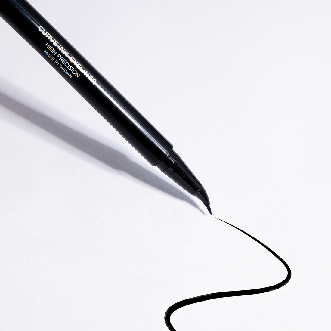 Curve Ink Eyeliner