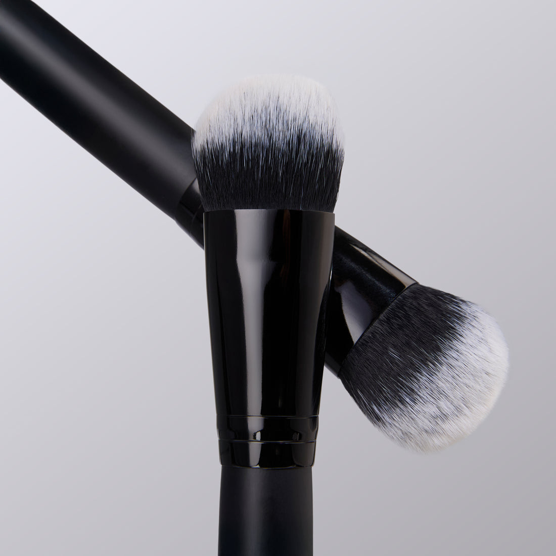 Make Up Brush Rounded Kabuki BR013