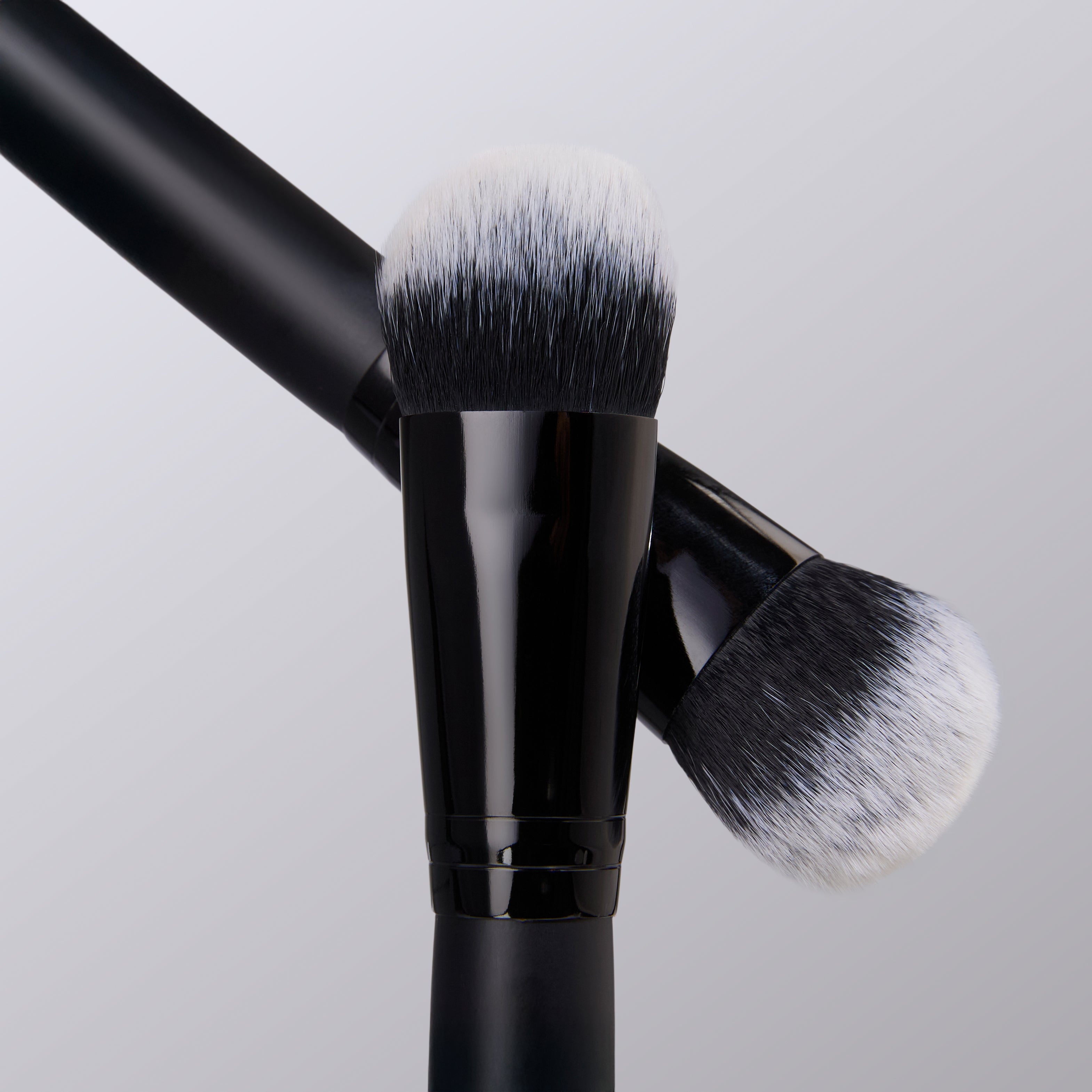 Make Up Brush Rounded Kabuki BR013